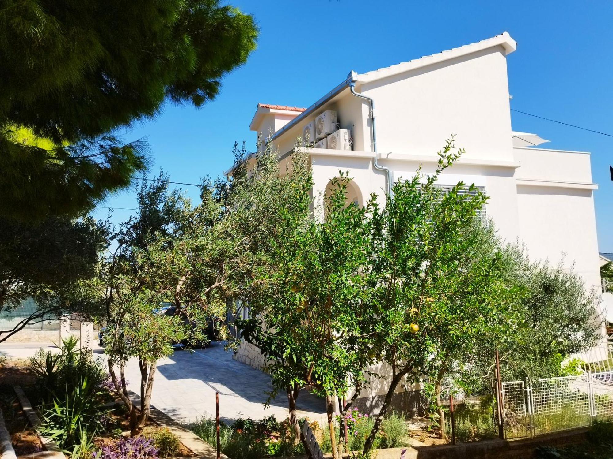 Apartment Domenico - 50 M From The Sea *
